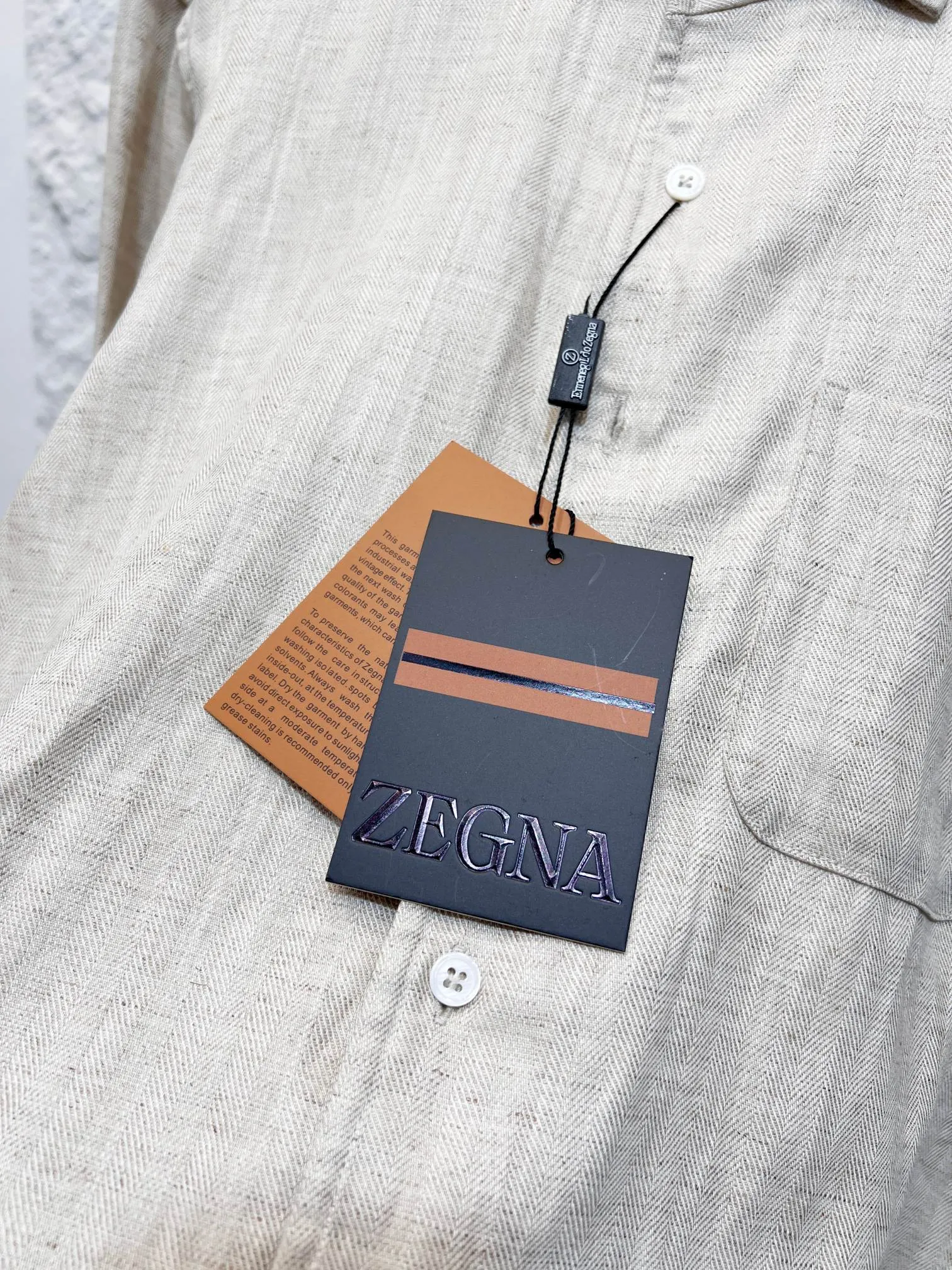 （ZEGNA）（ Classic ） ： + ： ，Breathable ， ， ， ： ， ， 。 （ ） ， ， ， Classic Versatile 。 （ ）， ， ， ， ， ， ， ， 。 ： ， ， ， ， 。 ， ，Premium ， 。 ZEGNA ； Brown White Sizes：M-3XL